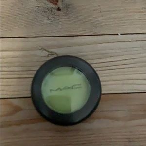MAC Eyeshadow BIO GREEN